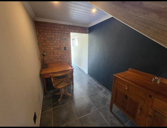 3 BEDROOM HOUSE FOR SALE IN PARADISE BEACH